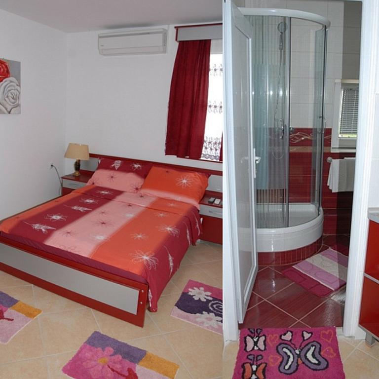 Guesthouse Vila Nova Morović Екстериор снимка