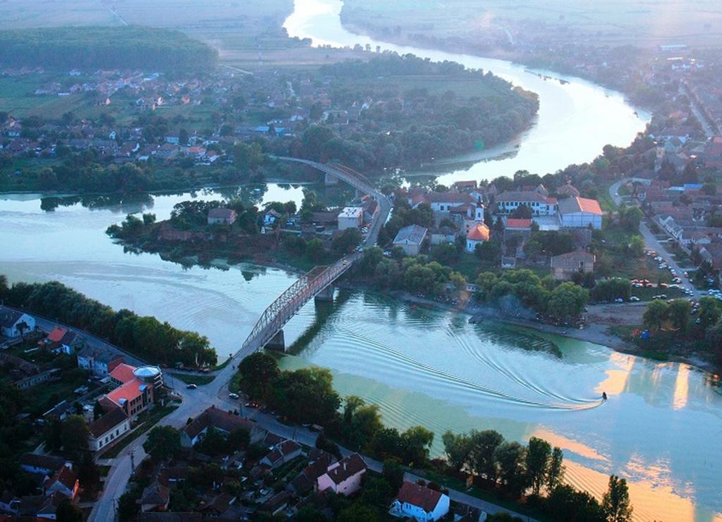 Guesthouse Vila Nova Morović Екстериор снимка